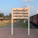 ஒரு முழு ரயில் பெட்டியையும் ரிசர்வ் செய்த திருமண வீட்டார்.. ஆடல், பாடல் என கொண்டாட்டம்..